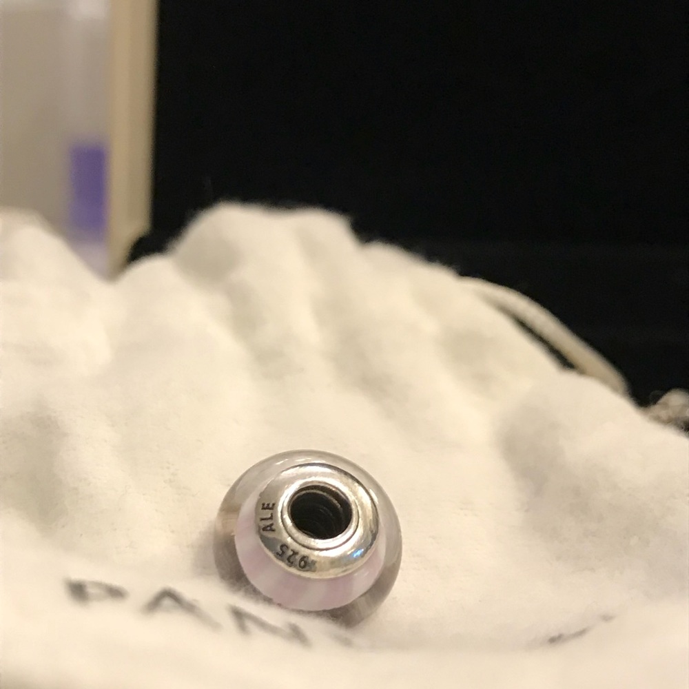 SOLD - authentic Pandora Murano Charm